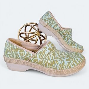 Dansko Victoria Canvas Green Espadrilles Clogs Comfy Work Shoes Size 38
